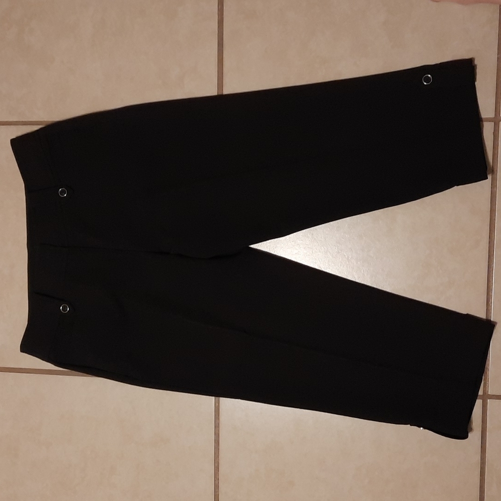 Dress Capris. Size 8.